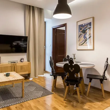 Tatrytop Radowid Basen Sauna 公寓式酒店 4*